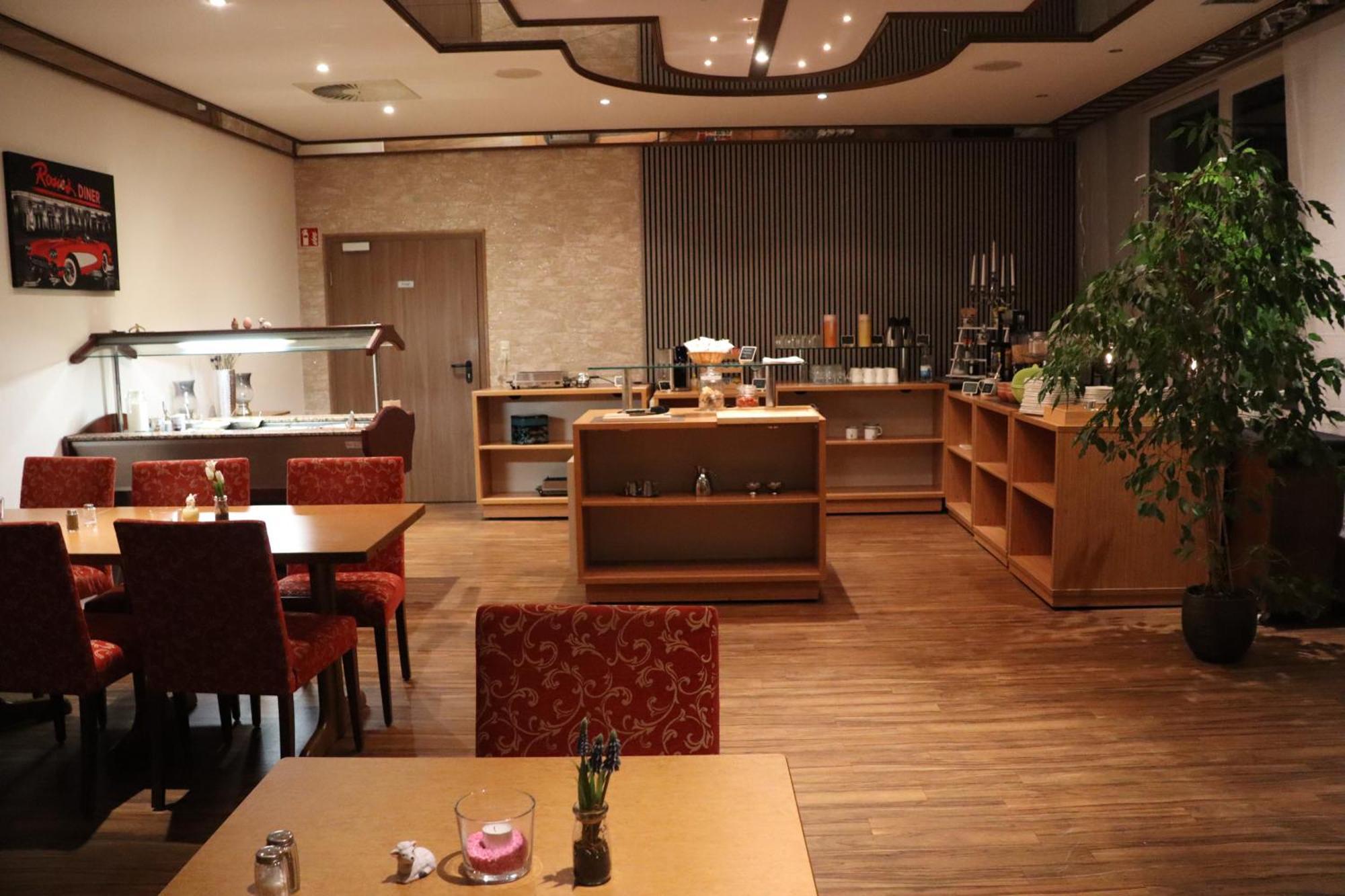 Hotel Haarener Hof Bad Wünnenberg Esterno foto