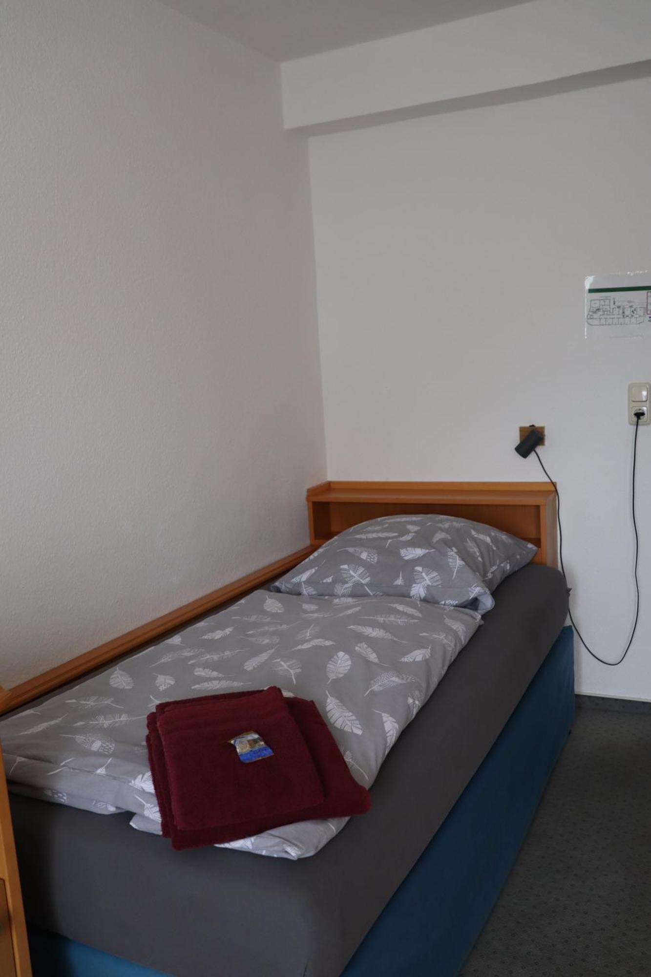 Hotel Haarener Hof Bad Wünnenberg Esterno foto